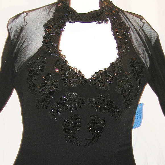 A 1604 gown, formal, after five, bride, occasion - Picture 7 of 8